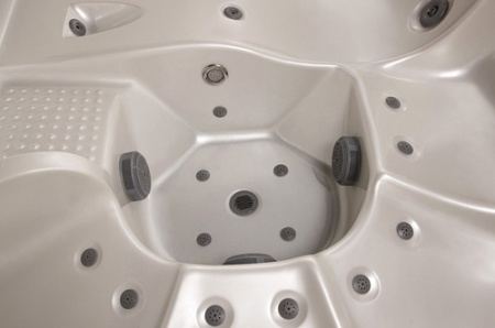 Гидромассажный бассейн Sunrans SR830 Гидромассажный бассейн Sunrans SR830